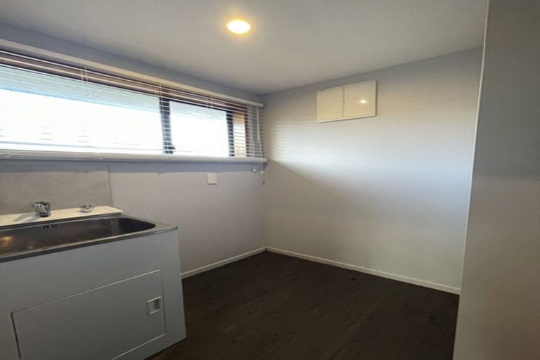 Photo of property in 32 Karnak Crescent, Russley, Christchurch, 8042