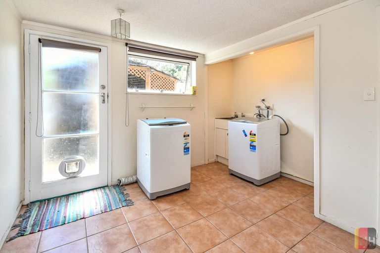 Photo of property in 13 Huber Street, Weymouth, Auckland, 2103