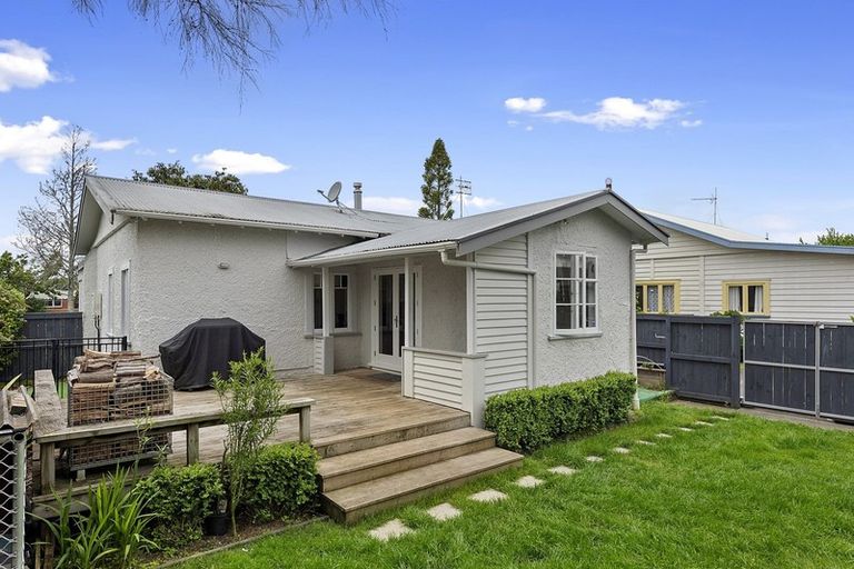 Photo of property in 4 Bond Street, Hamilton East, Hamilton, 3216