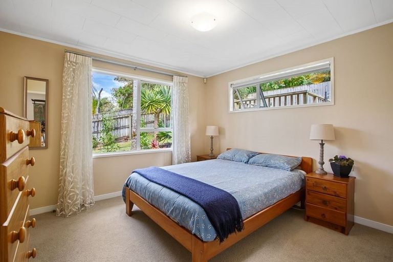 Photo of property in 9 Battenburg Place, Torbay, Auckland, 0630