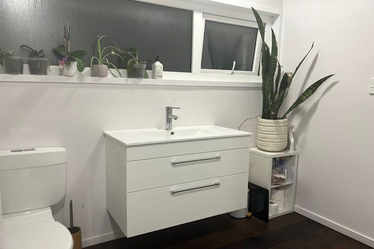 Photo of property in 1/99 Major Hornbrook Road, Mount Pleasant, Christchurch, 8081