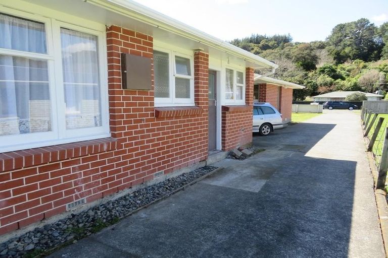 Photo of property in 3/50 Cruickshank Road, Clouston Park, Upper Hutt, 5018