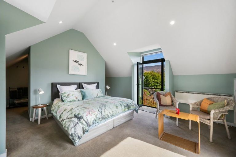 Photo of property in 8b Minaret Ridge, Wanaka, 9305