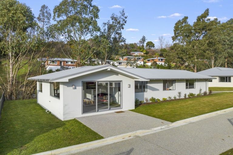 Photo of property in 2 Rose Drive, Concord, Dunedin, 9018