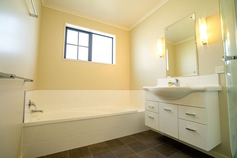 Photo of property in 59 Orbell Crescent, Te Anau, 9679