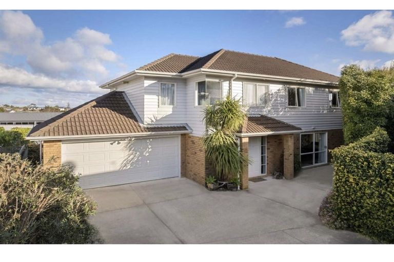 Photo of property in 8a Grassways Avenue, Pakuranga, Auckland, 2010