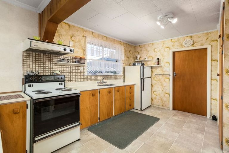 Photo of property in 13 Maude Street, Waimate, 7924