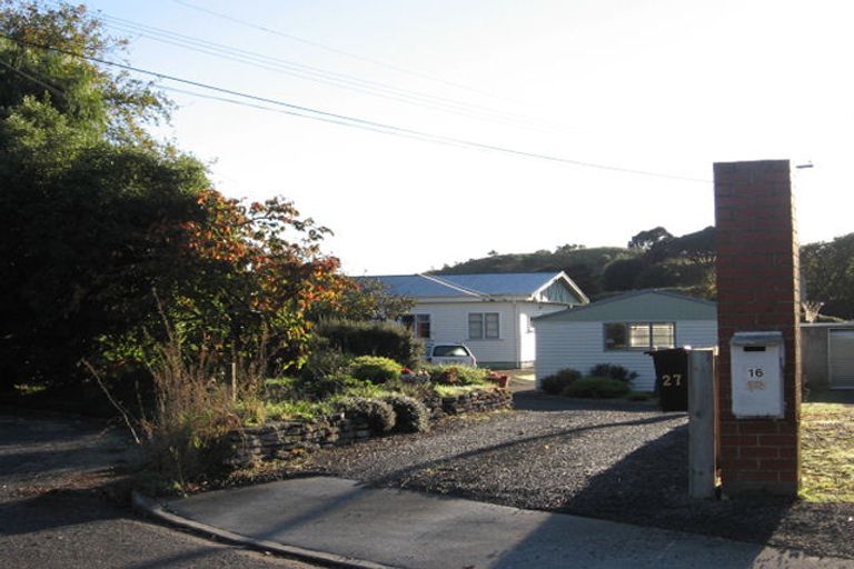 Photo of property in 27 Goldsborough Avenue, Raumati Beach, Paraparaumu, 5032