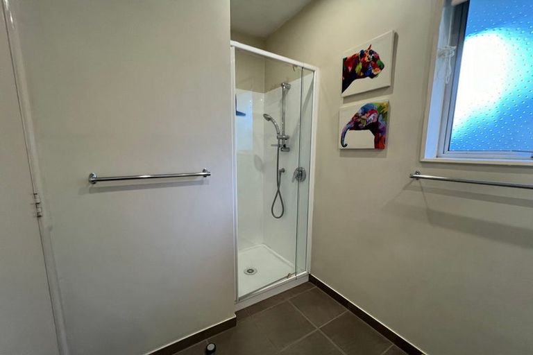 Photo of property in 148 Straven Road, Fendalton, Christchurch, 8014