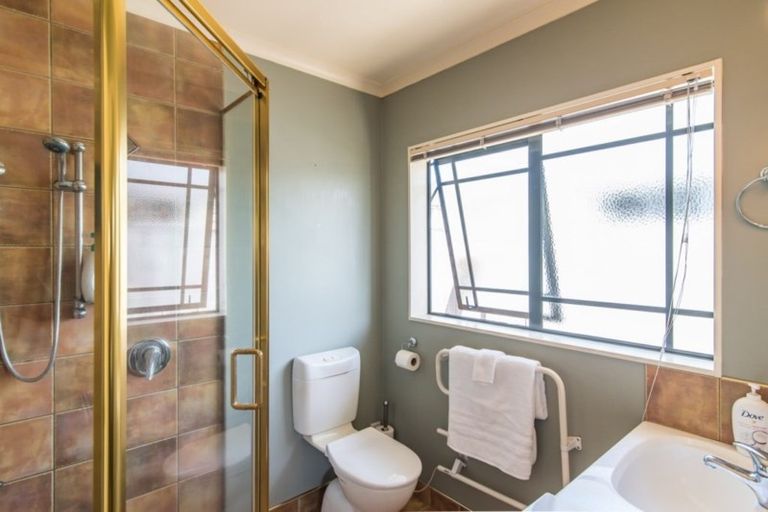 Photo of property in 4 Rifleman Lane, Paraparaumu Beach, Paraparaumu, 5032