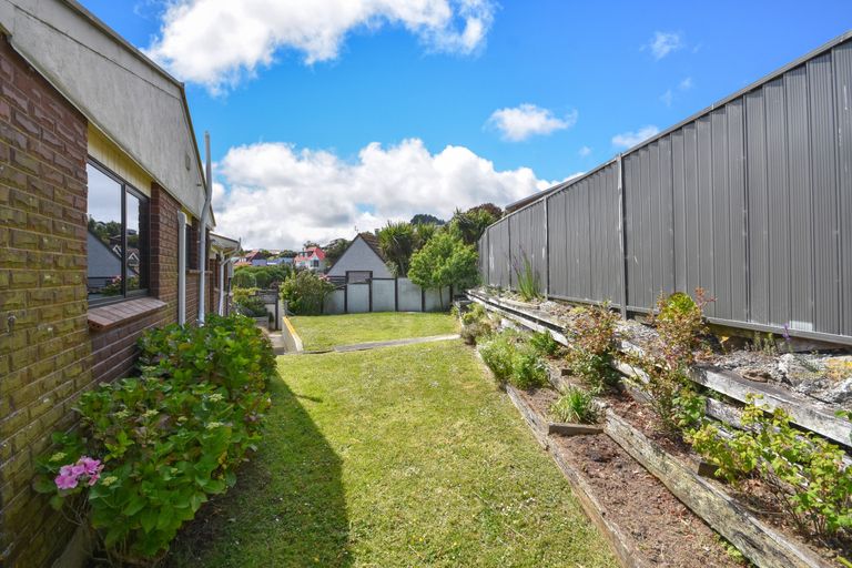 Photo of property in 28 Coolock Crescent, Waverley, Dunedin, 9013