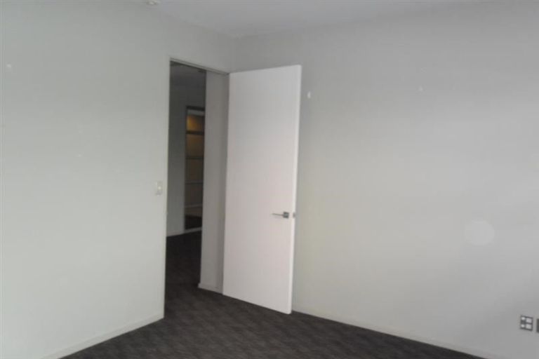Photo of property in Vespa Apartments, 402/20 Hanson Street, Mount Cook, Wellington, 6021