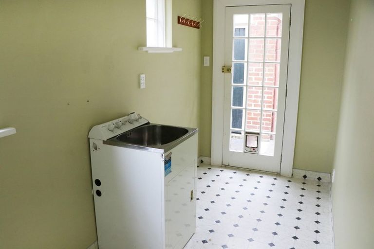 Photo of property in 22 Valpy Street, Saint Clair, Dunedin, 9012