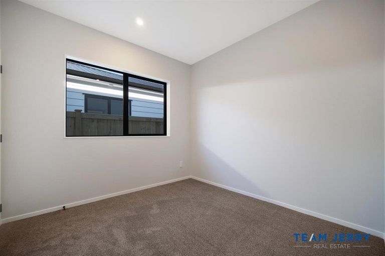 Photo of property in 43 Tributary Parade, Karaka, Papakura, 2113