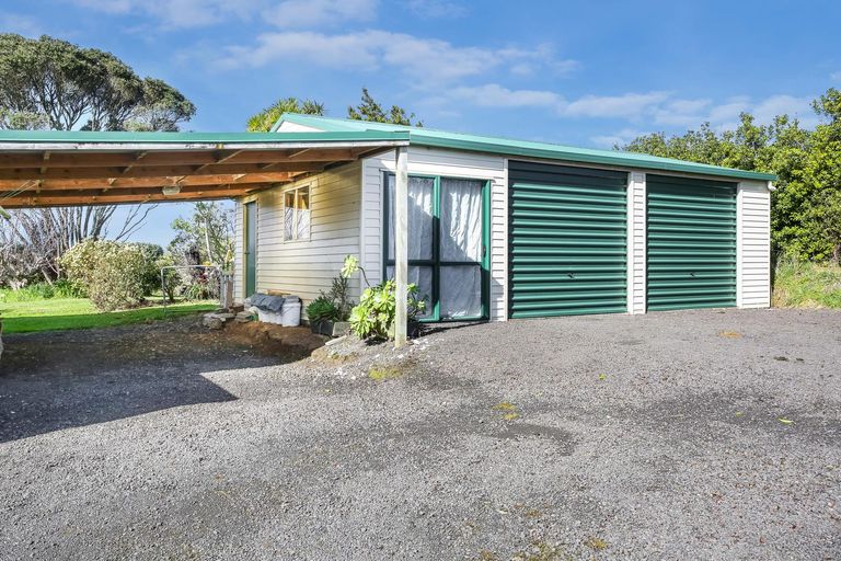 Photo of property in 20 Waipipi Wharf Road, Pollok, Waiuku, 2683
