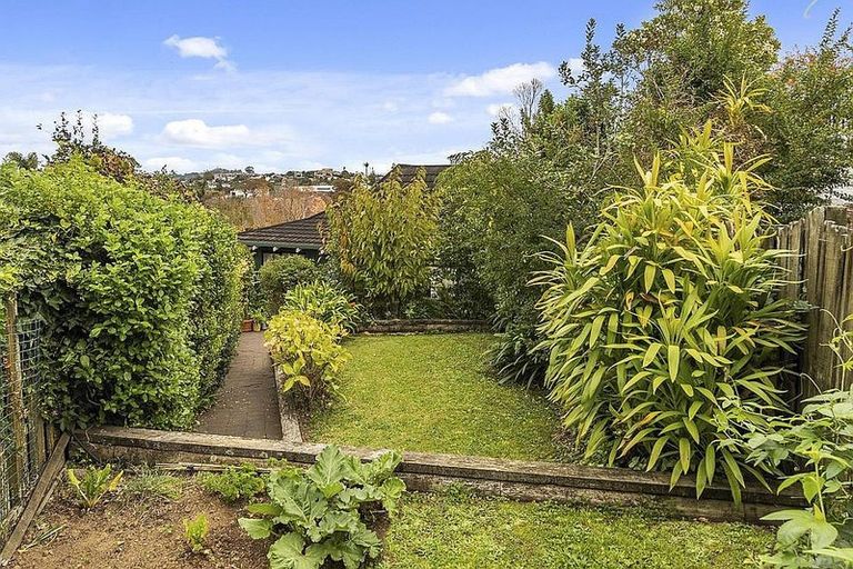 Property details for 1 Peart View, Saint Johns, Auckland, 1072