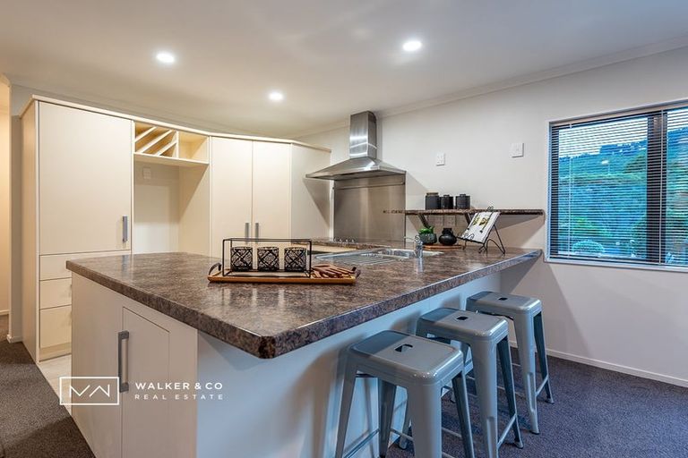 Photo of property in 65 Percy Kinsman Crescent, Riverstone Terraces, Upper Hutt, 5018
