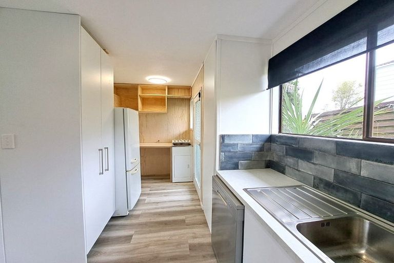 Photo of property in 12 Wilkinson Way, Browns Bay, Auckland, 0630