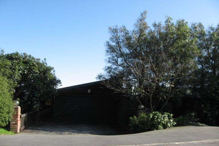 Photo of property in 4 Kiteroa Place, Cashmere, Christchurch, 8022