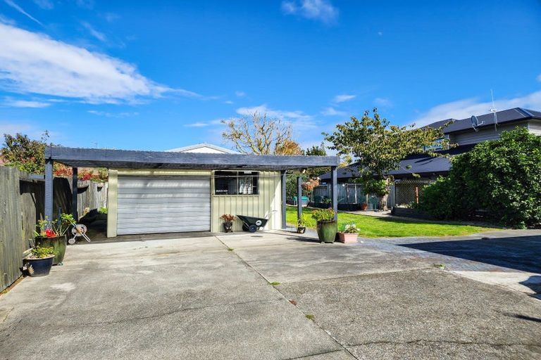 Photo of property in 114 Fitzroy Street, Terrace End, Palmerston North, 4410