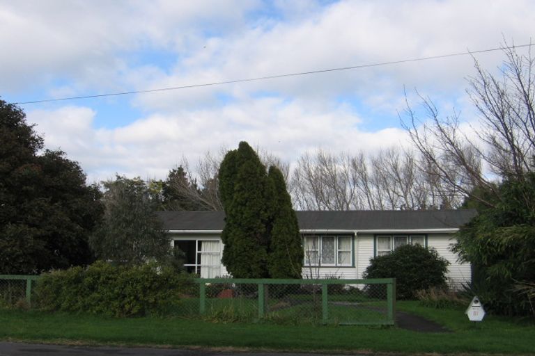 Photo of property in 82 Brandon Street, Featherston, 5710