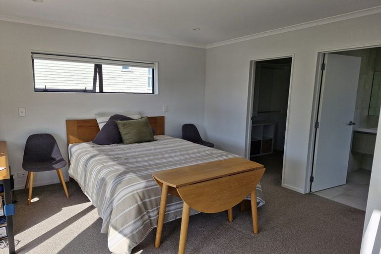 Photo of property in 51 Eugenia Rise, Totara Heights, Auckland, 2105