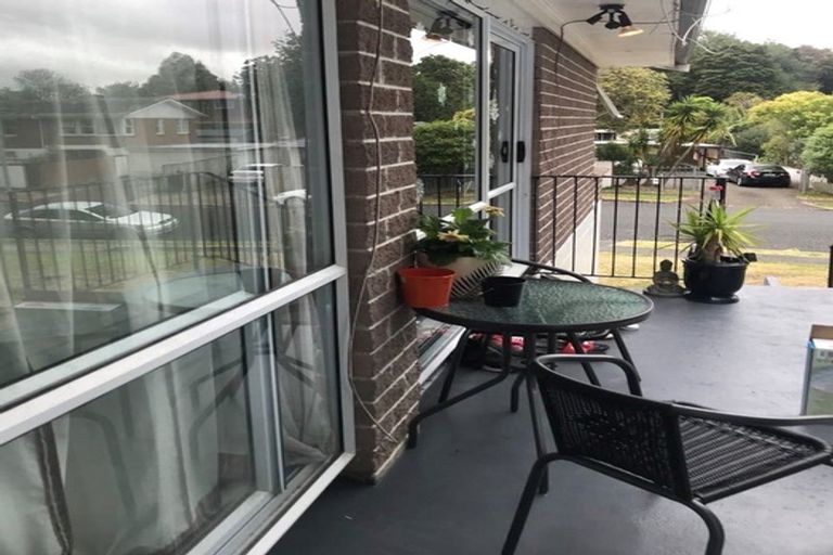 Photo of property in 43 Scenic Drive, Hillpark, Auckland, 2102