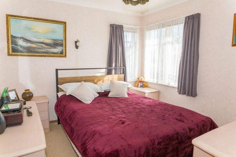 Photo of property in 35 Trafalgar Street, Dannevirke, 4930