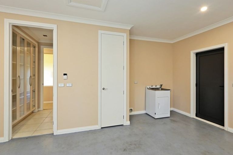 Photo of property in 7 Edwards Street, Frimley, Hastings, 4120