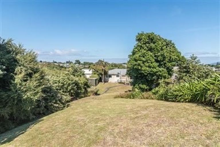 Photo of property in 12 Hillcrest Road, Raumati South, Paraparaumu, 5032