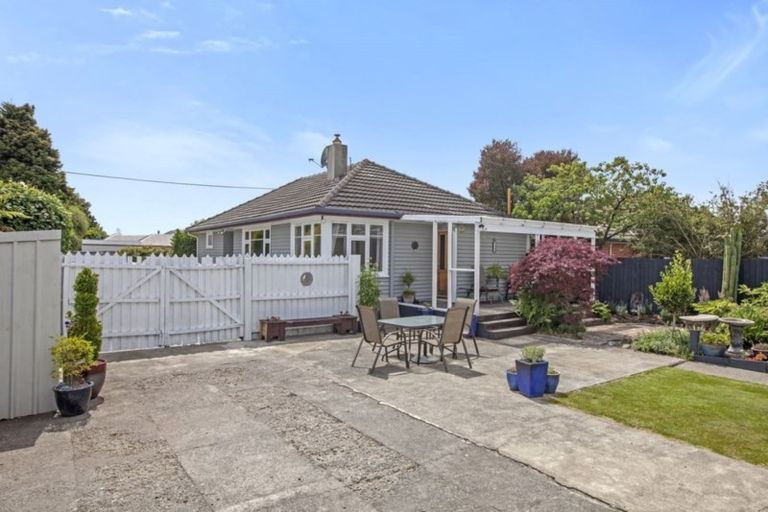 Photo of property in 159 Langdons Road, Northcote, Christchurch, 8052