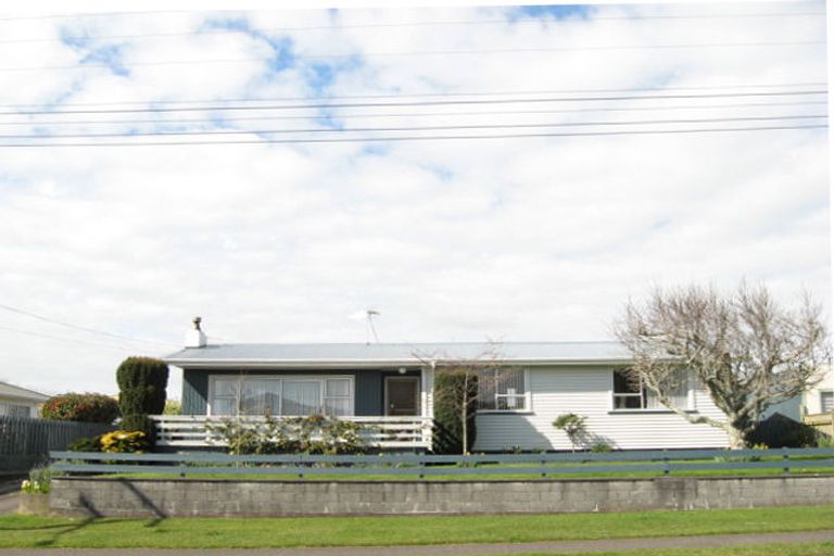 Photo of property in 4 Hua Street, Bell Block, New Plymouth, 4312