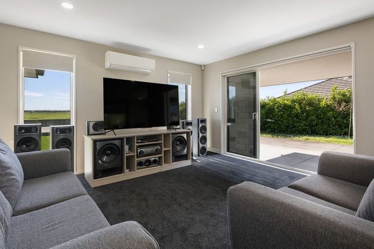 Photo of property in 8 Wakatere Place, Thames, 3500