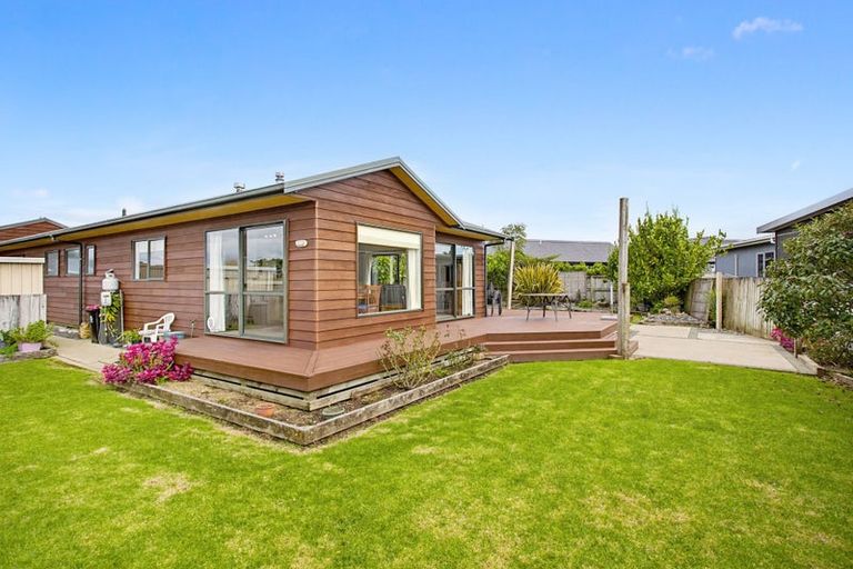 Photo of property in 18 Jacaranda Drive, Whitianga, 3510