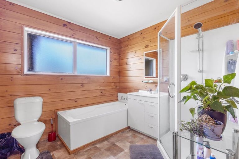 Photo of property in 957 Pukearuhe Road, Waiiti, Urenui, 4377