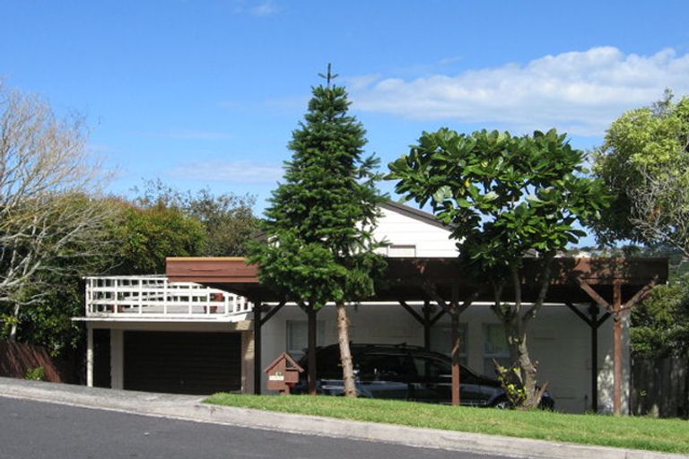 Photo of property in 47 Woodlands Crescent, Browns Bay, Auckland, 0630