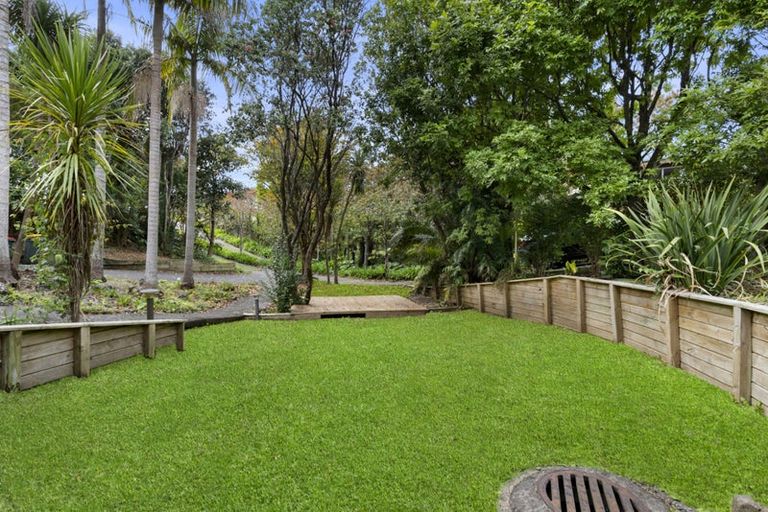 Photo of property in 122 Beach Road, Castor Bay, Auckland, 0620