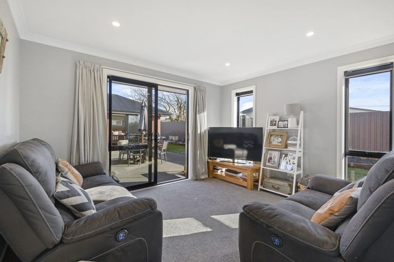 Photo of property in 24 King Street, Coalgate, 7673