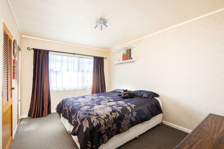 Photo of property in 6 Silby Street, Waitara, 4320