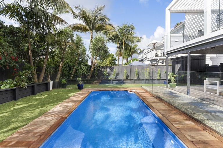 Photo of property in 14 Gunson Street, Freemans Bay, Auckland, 1011