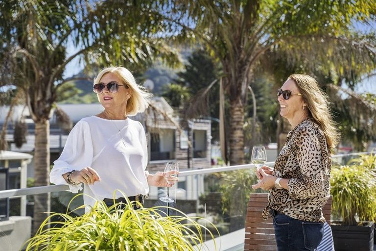 Photo of property in Anchorage Apartments, 211/36 Victoria Road, Mount Maunganui, 3116