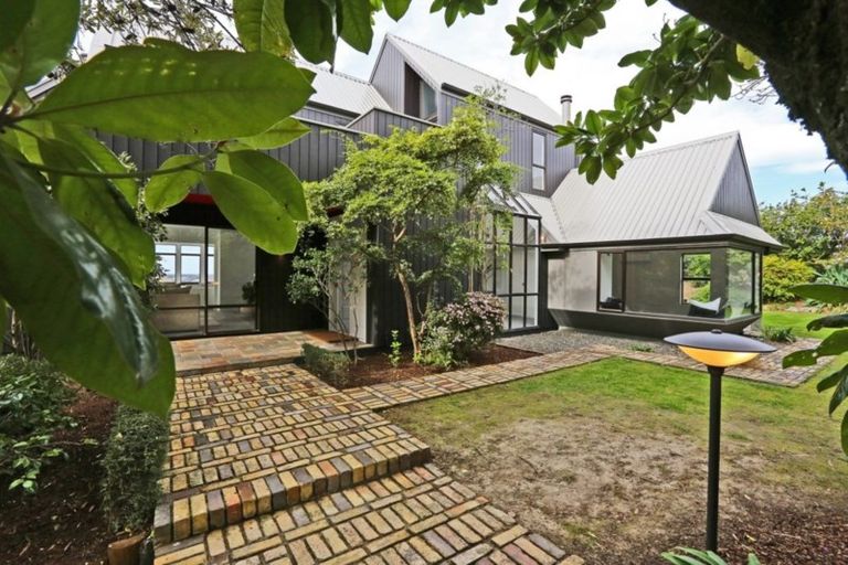 Photo of property in 9 Ridgeway Terrace, Taradale, Napier, 4112