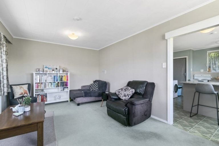 Photo of property in 18b Reese Jones Grove, Maungaraki, Lower Hutt, 5010