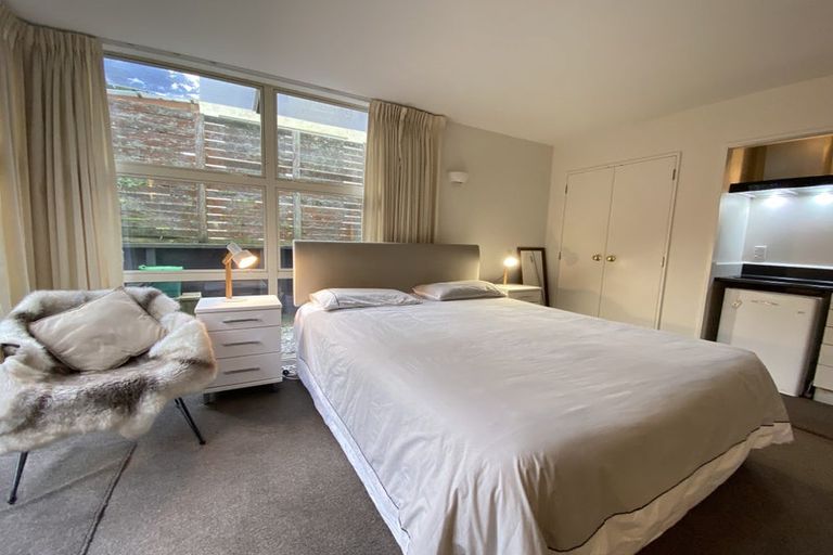 Photo of property in 221 Papamoa Beach Road, Papamoa Beach, Papamoa, 3118