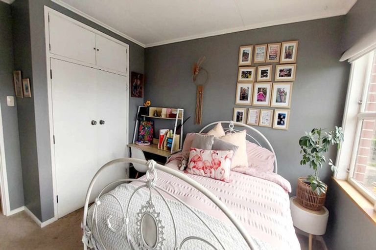 Photo of property in 25 Victoria Avenue, Dannevirke, 4930