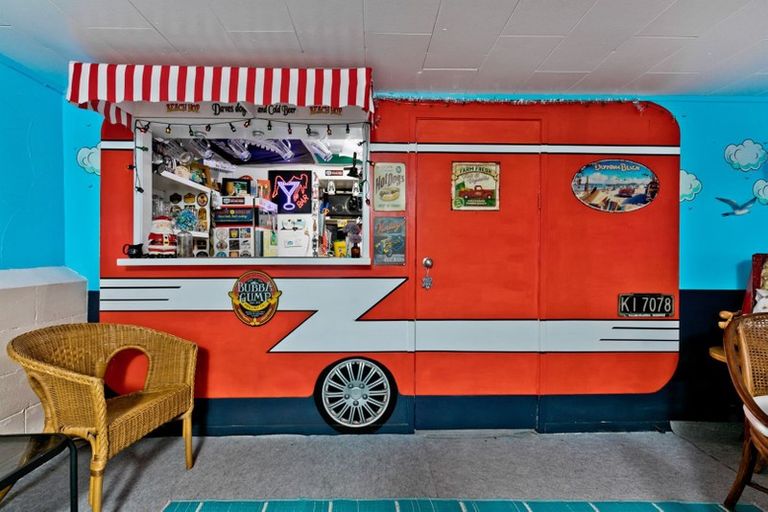 Photo of property in 101 Sturges Road, Henderson, Auckland, 0612