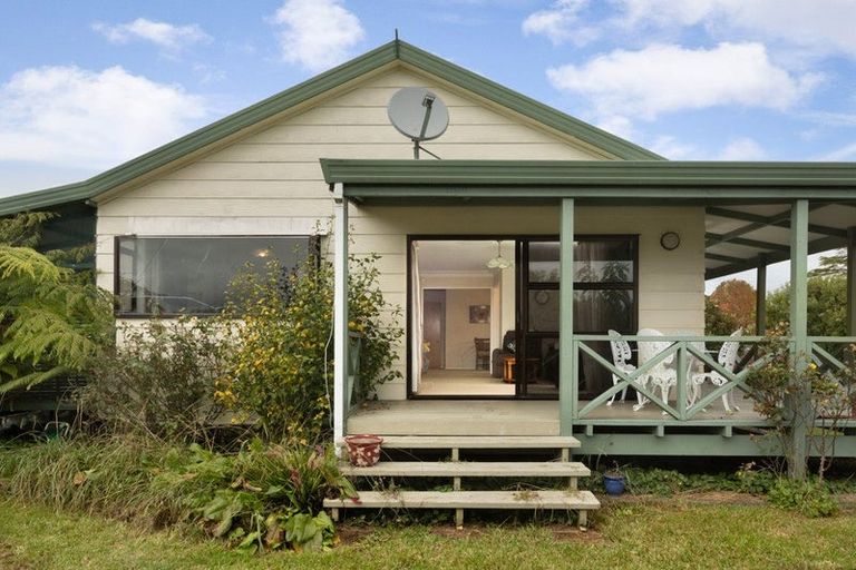 Photo of property in 9 Mcclean Place, Ngatea, 3503