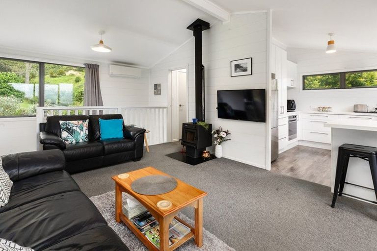 Photo of property in 142a Thames Coast Sh25 Road, Whakatete Bay, Thames, 3575