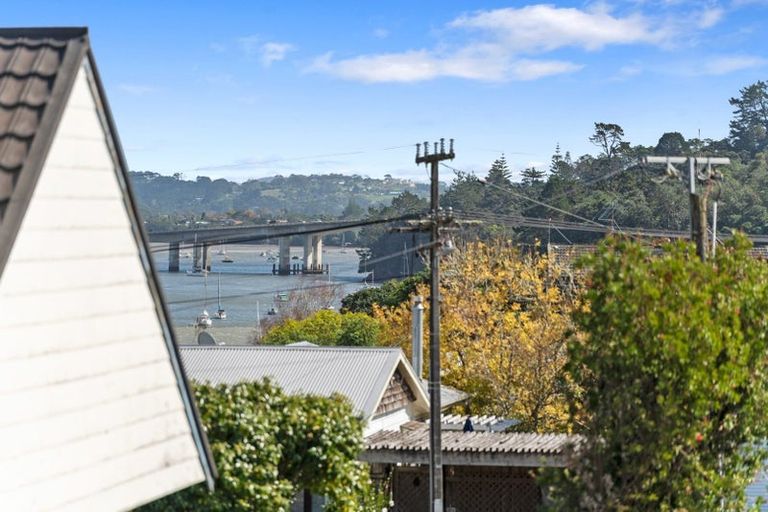 Photo of property in 2/12 Gazelle Avenue, Beach Haven, Auckland, 0626