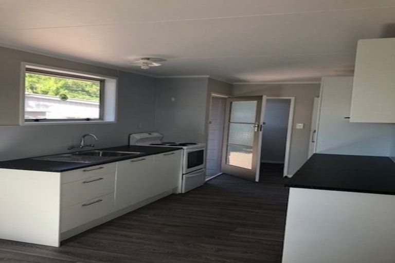 Photo of property in 11 Onyx Place, Pukehangi, Rotorua, 3015